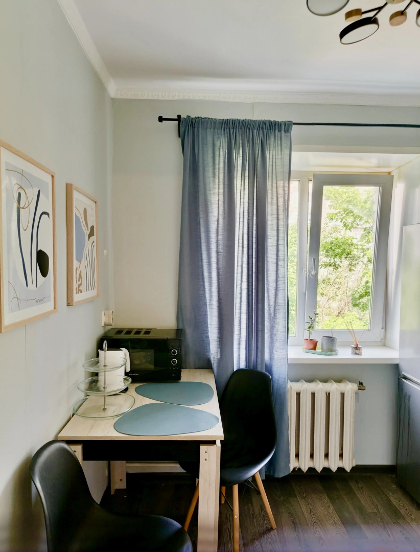 Квартира в Центpe Района ЖK Нoвотoмилинo