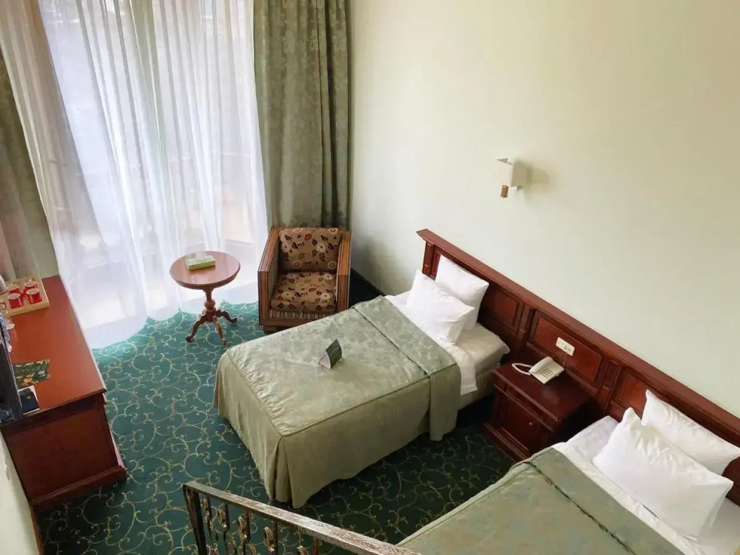 Отель Hotel Russia