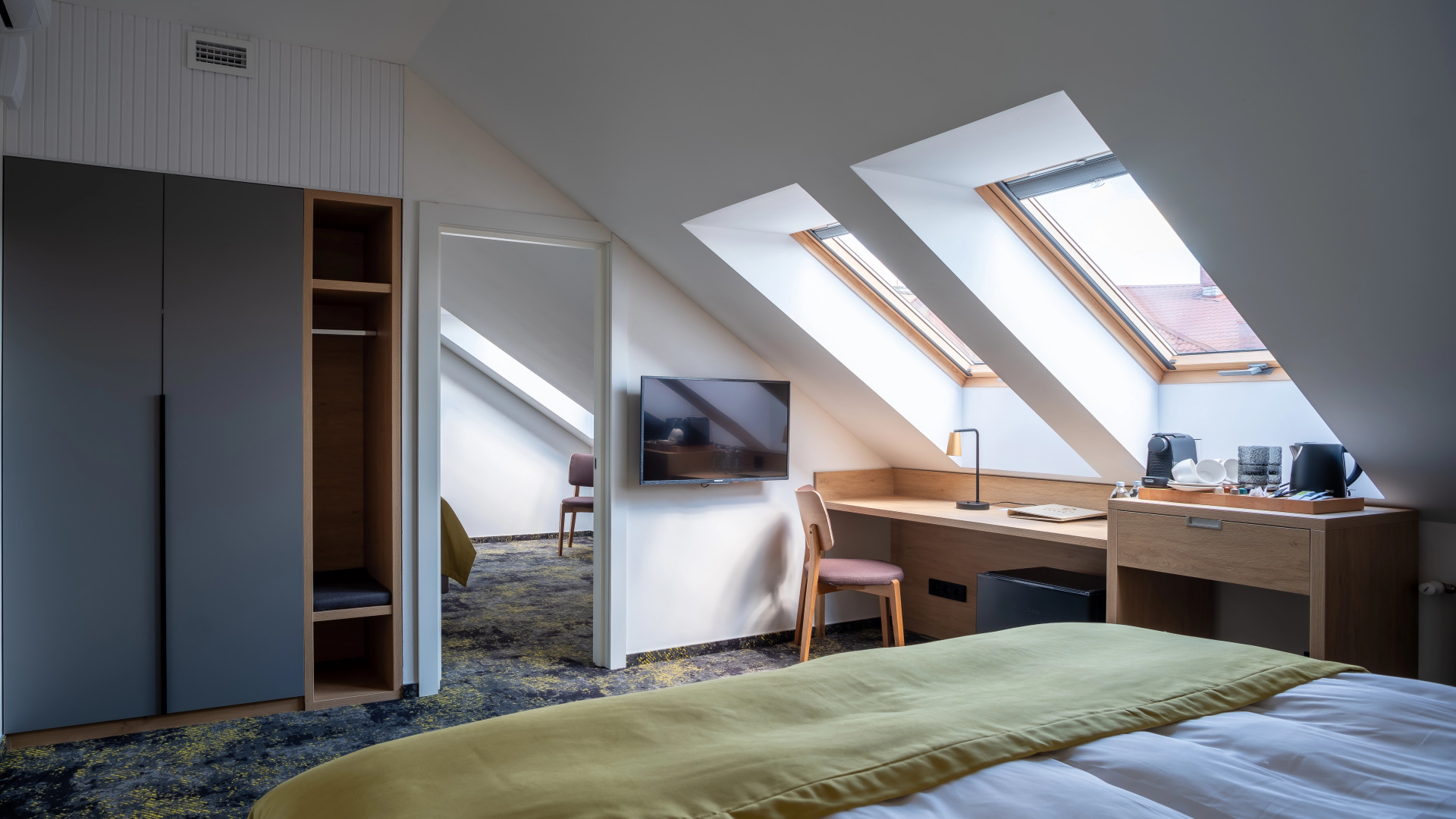 Отель Amber Shore Collection