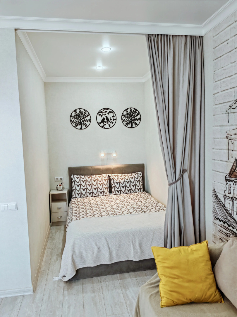 Квартира у ТЦ Кристалл Менделеева 2