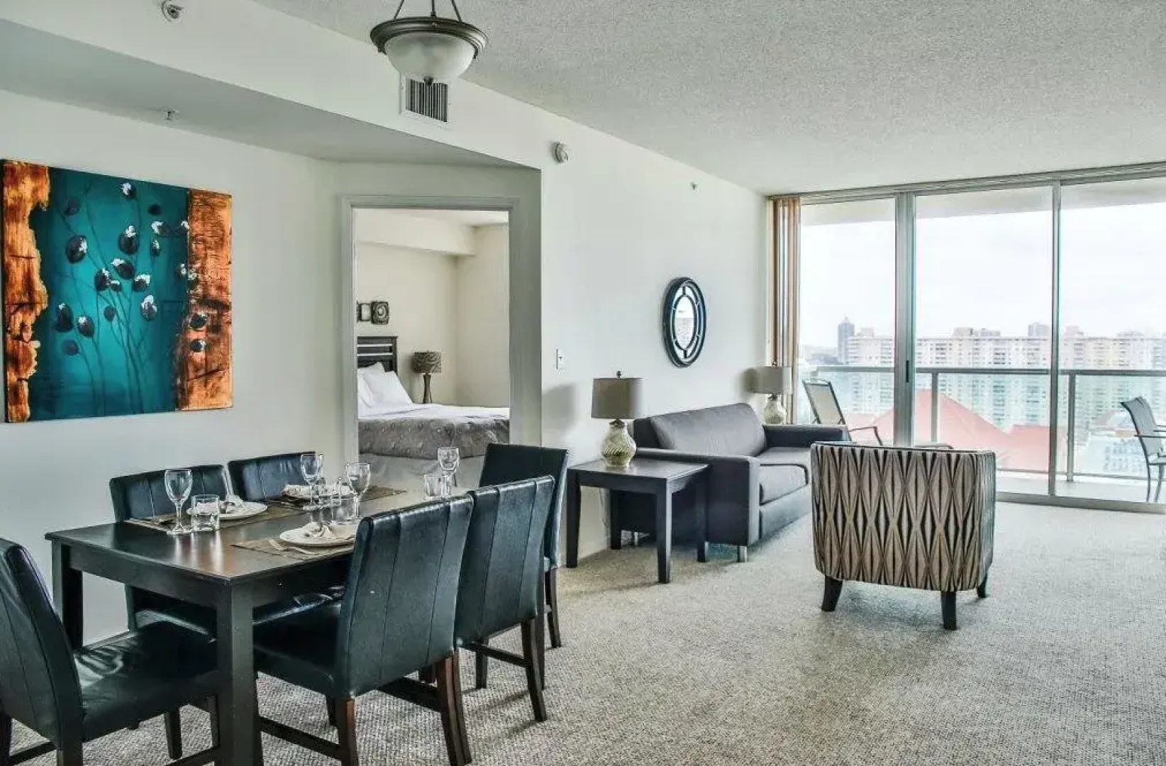 Апарт-Отель Intracoastal Yacht Club