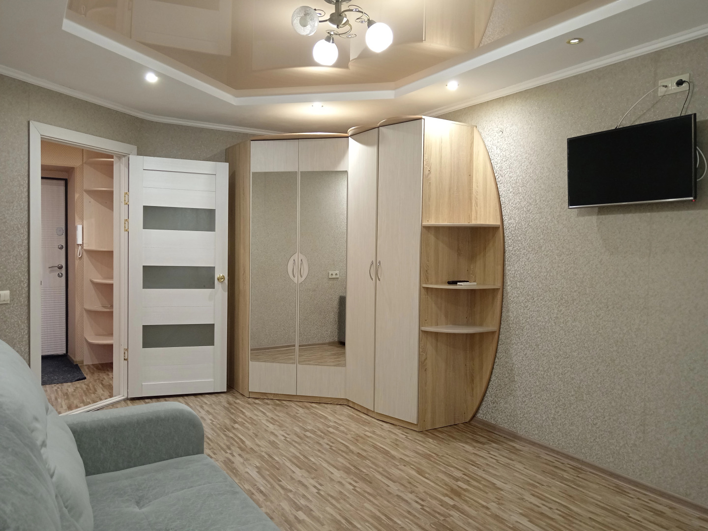 Квартира Тепличная 24