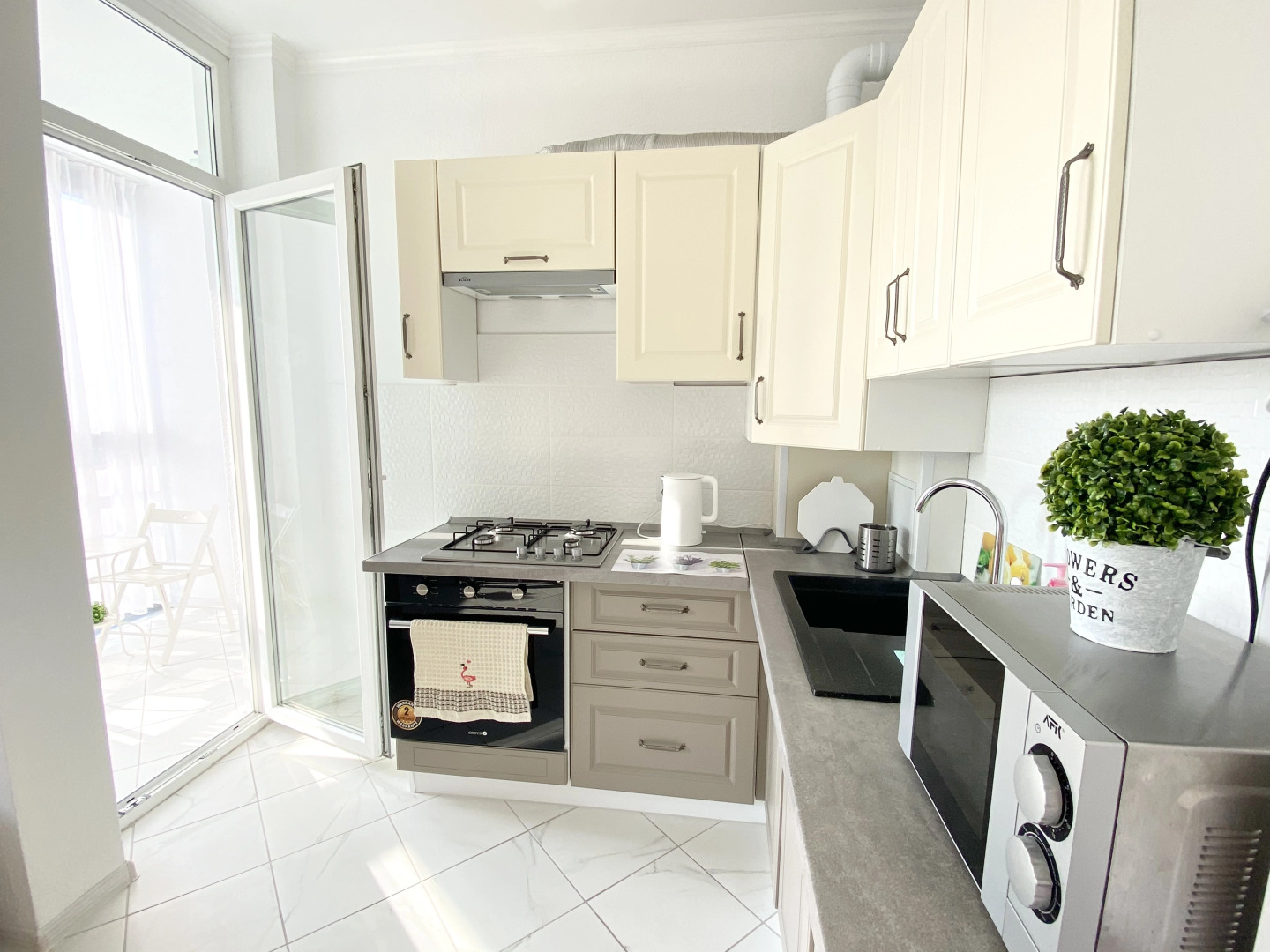 Квартира Центр, Верхнее озеро у Музея Янтаря