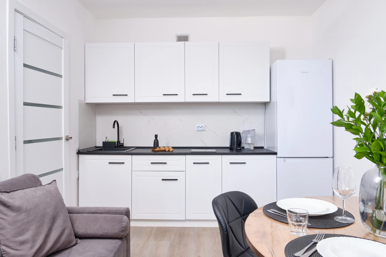 Квартира ЛЮКС от Welcome V Ekb с кондиционером