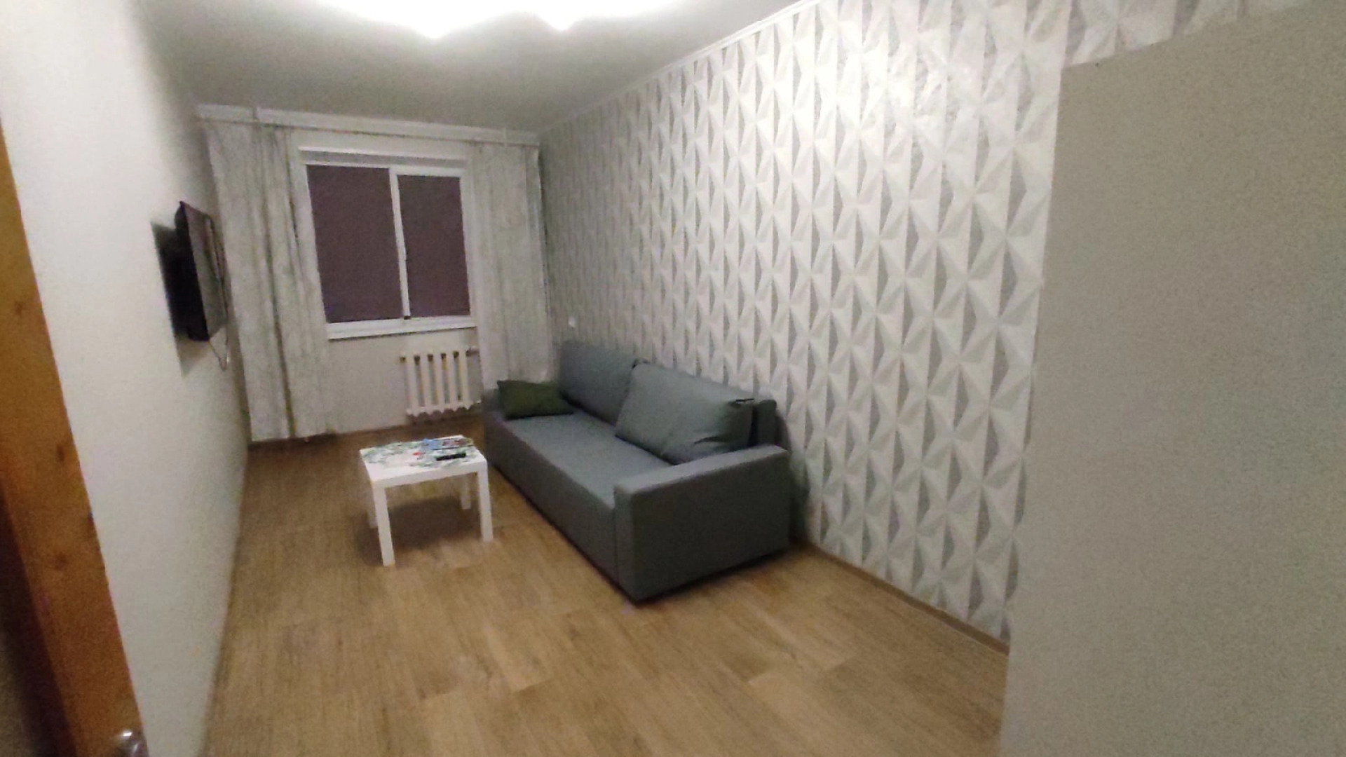 Квартира Двухкомнатная 50 лет Октября 33