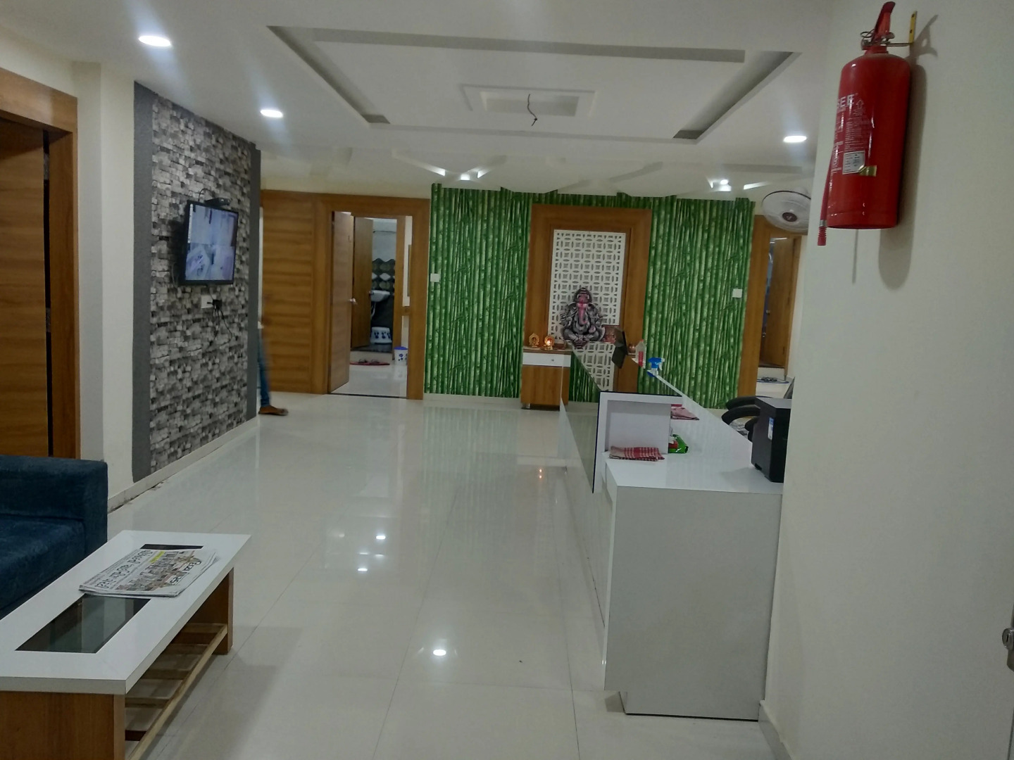 Отель Rest & Ride