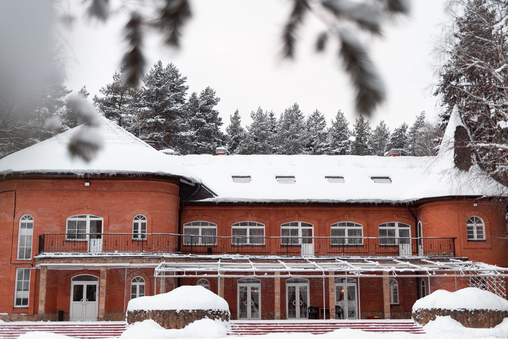 Отель Бисерово Клуб