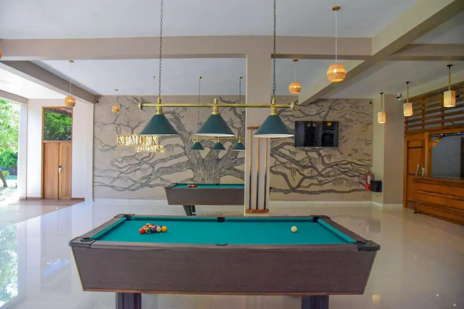 Отель Breeze Pasikudah Resort