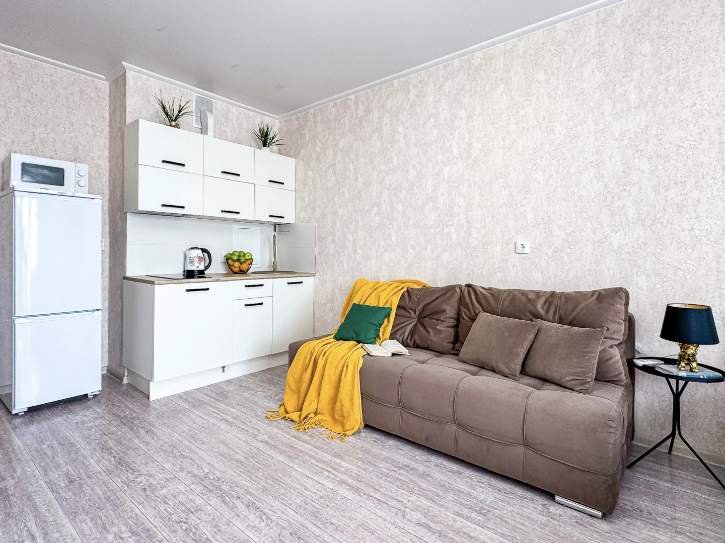 Апартаменты Самый лучший день сегодня у пляжа Алексино