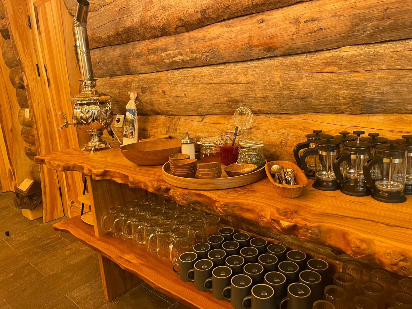 Отель Ozon Village