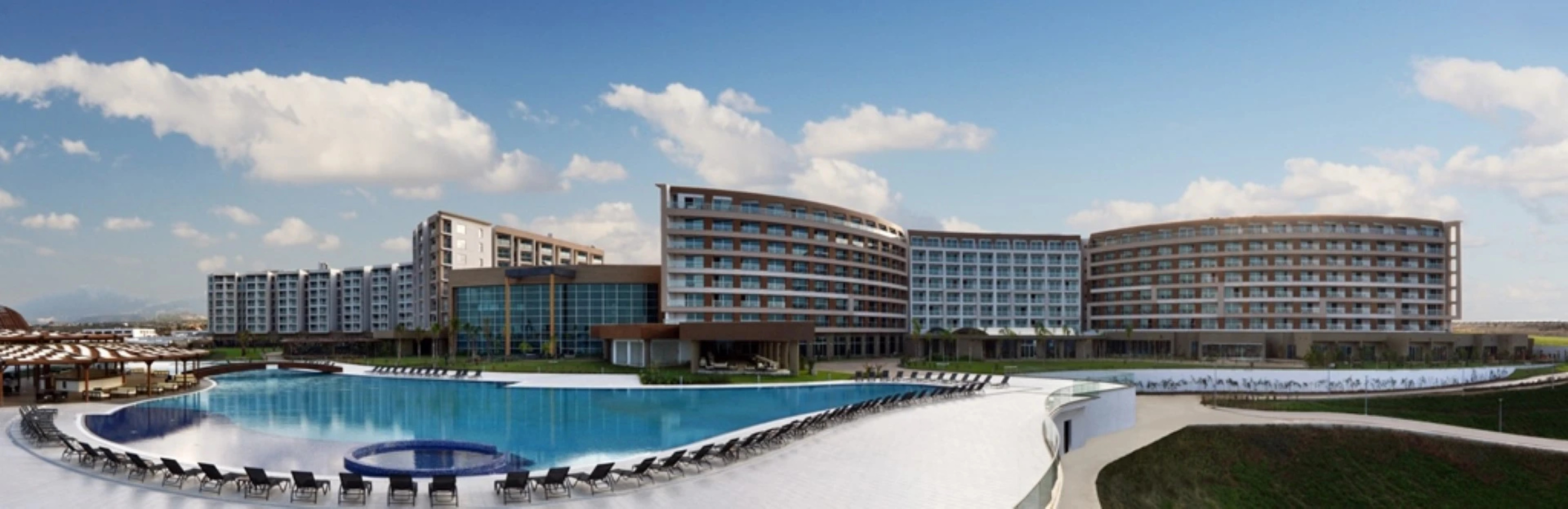 Отель Elexus Hotel Resort & Spa & Casino