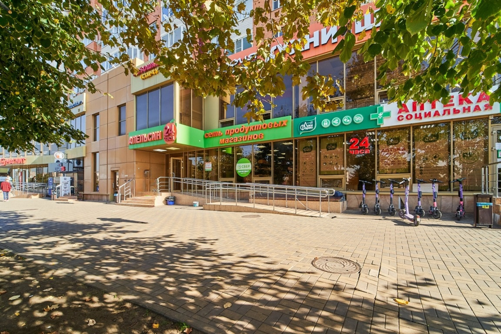 Квартира Апартаменты LikeHome Санрайз вблизи парка Галицкого