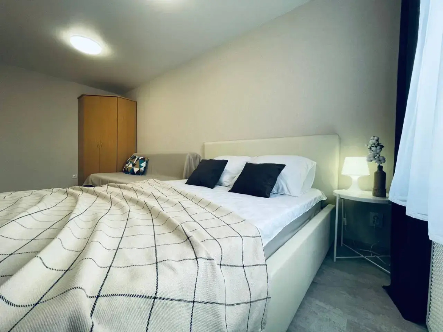 Квартира на Воровского 130