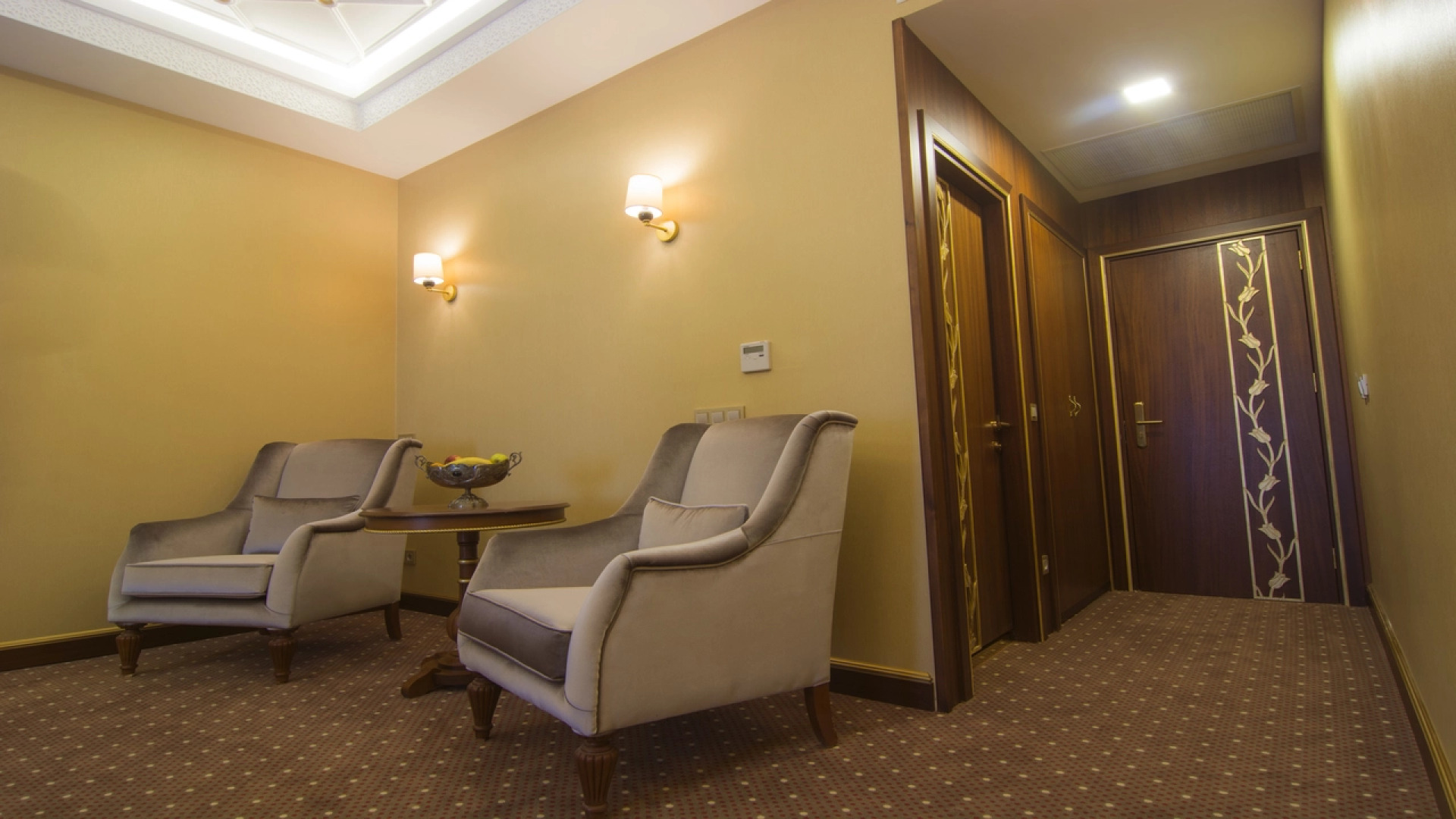 Отель MB Deluxe