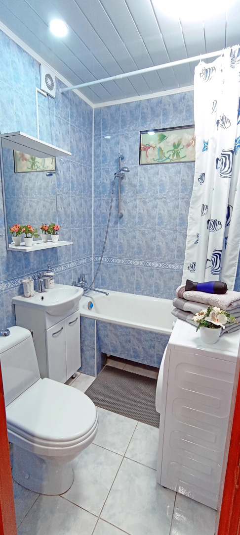 Апартаменты Центр Города, три комнаты