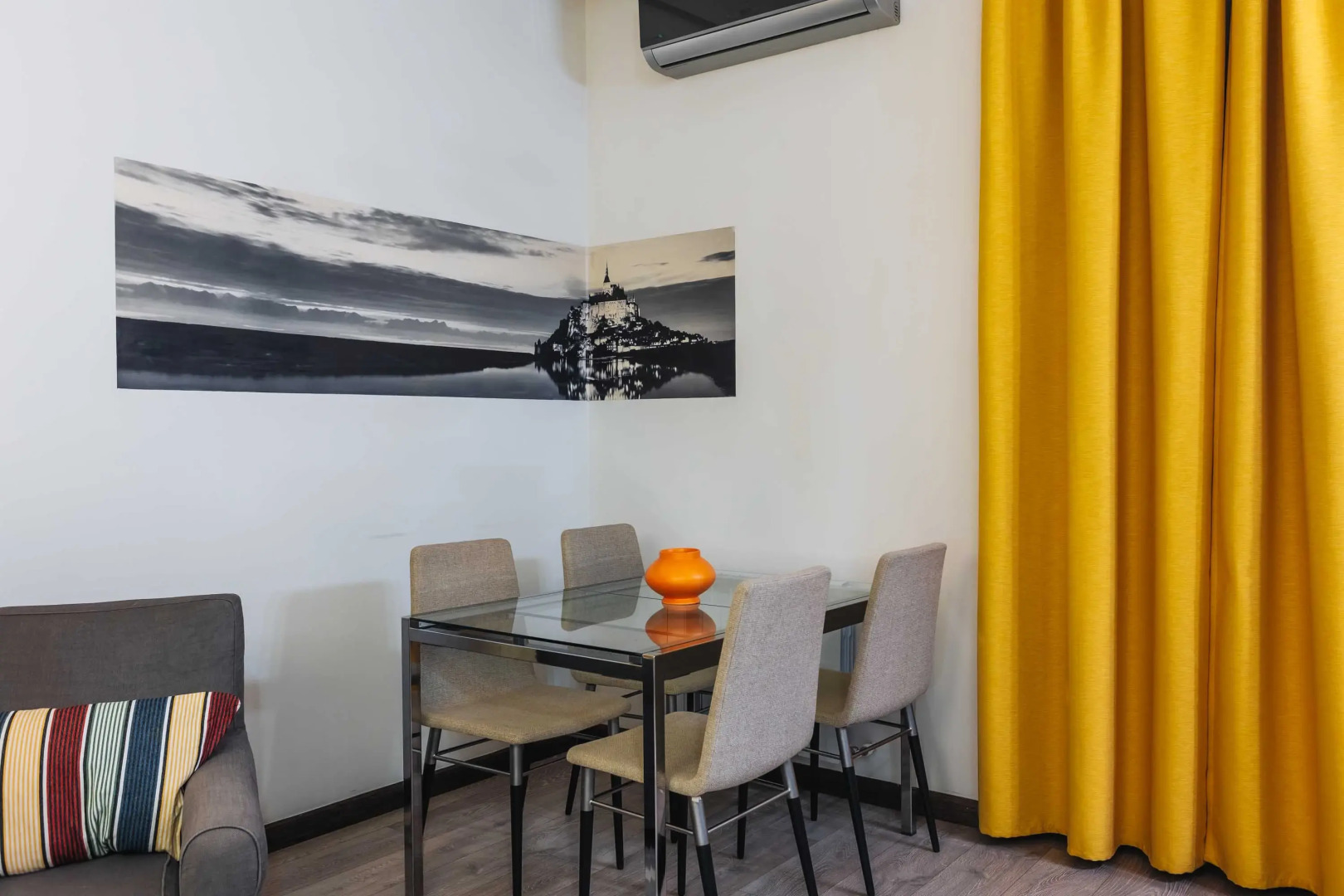 Апартаменты KeyGo #0051 комфорт и уют в центре города