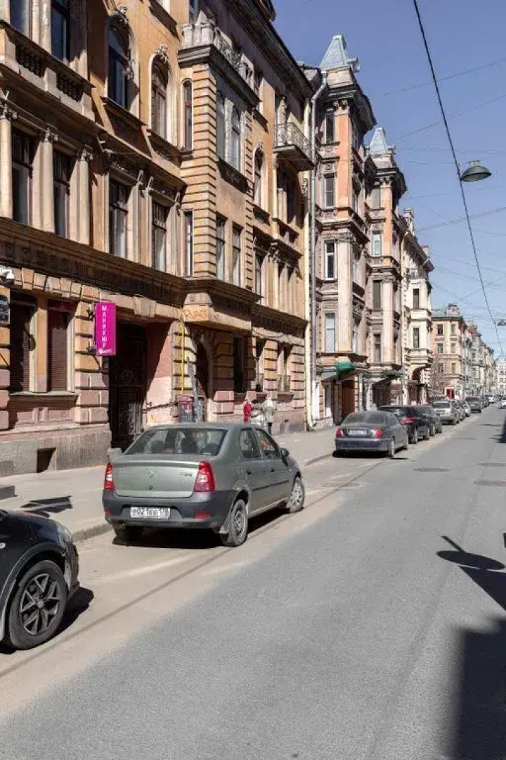 Квартира 3-комнатная в Самом Сердце Санкт-Петербурга