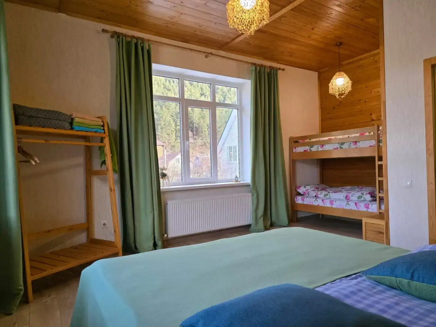 Квартира с видом на горы на улице Энгельса 15