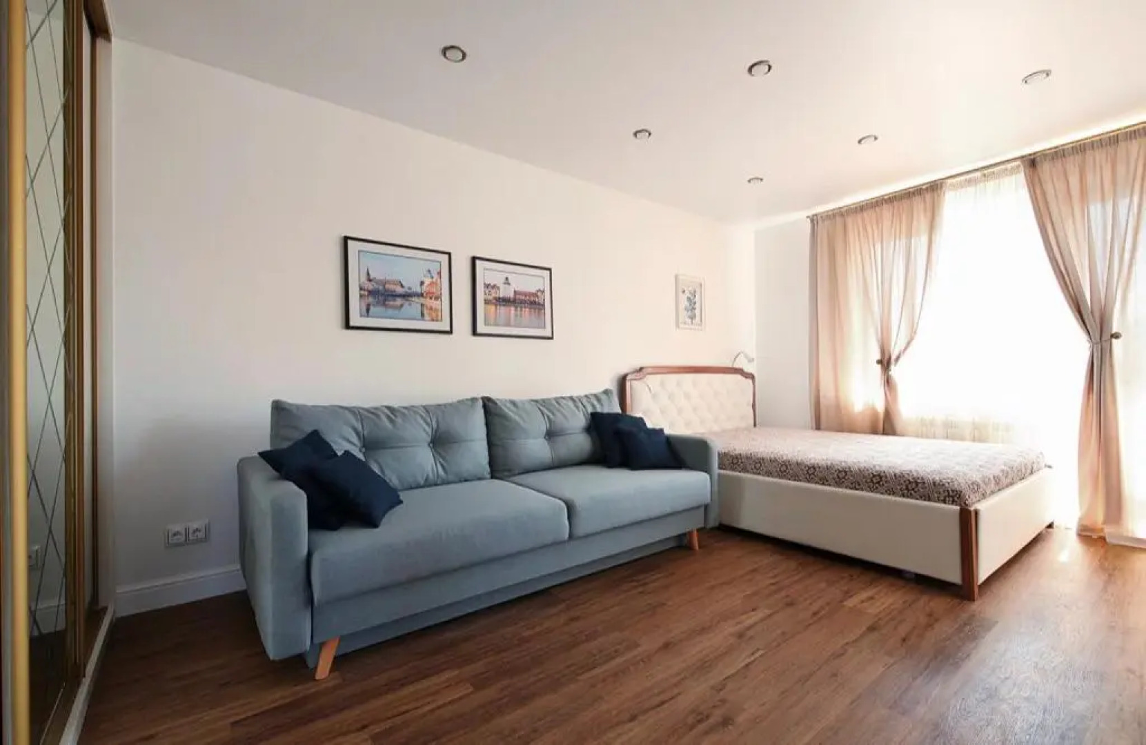 Апартаменты рядом с Кафедральным