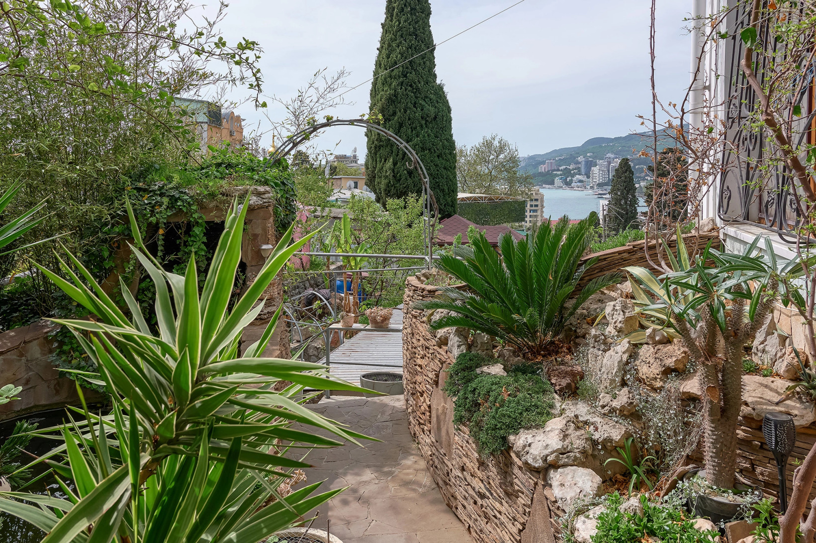 Студия люкс на Нагорной