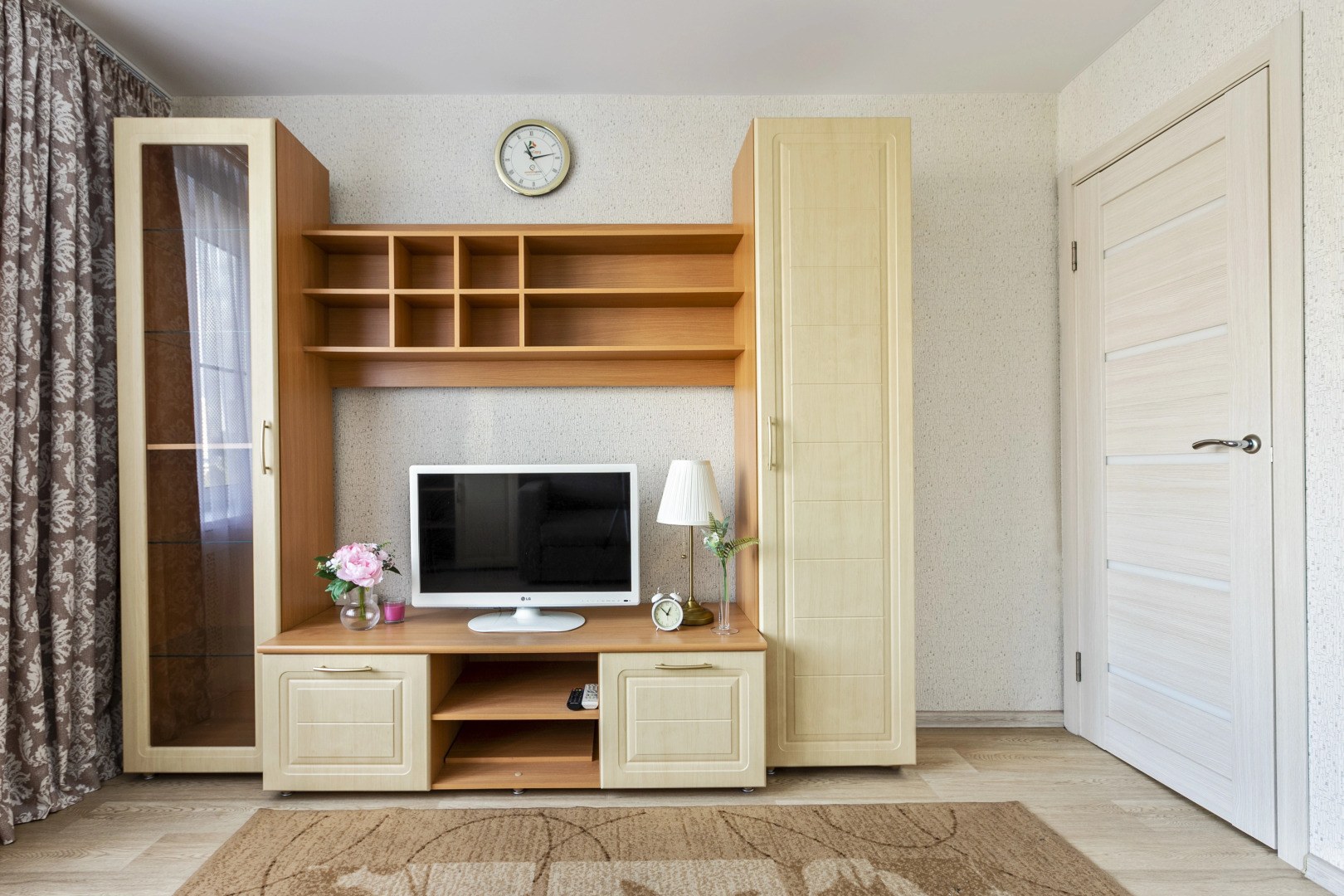 Апартаменты шикарная двухкомнатная