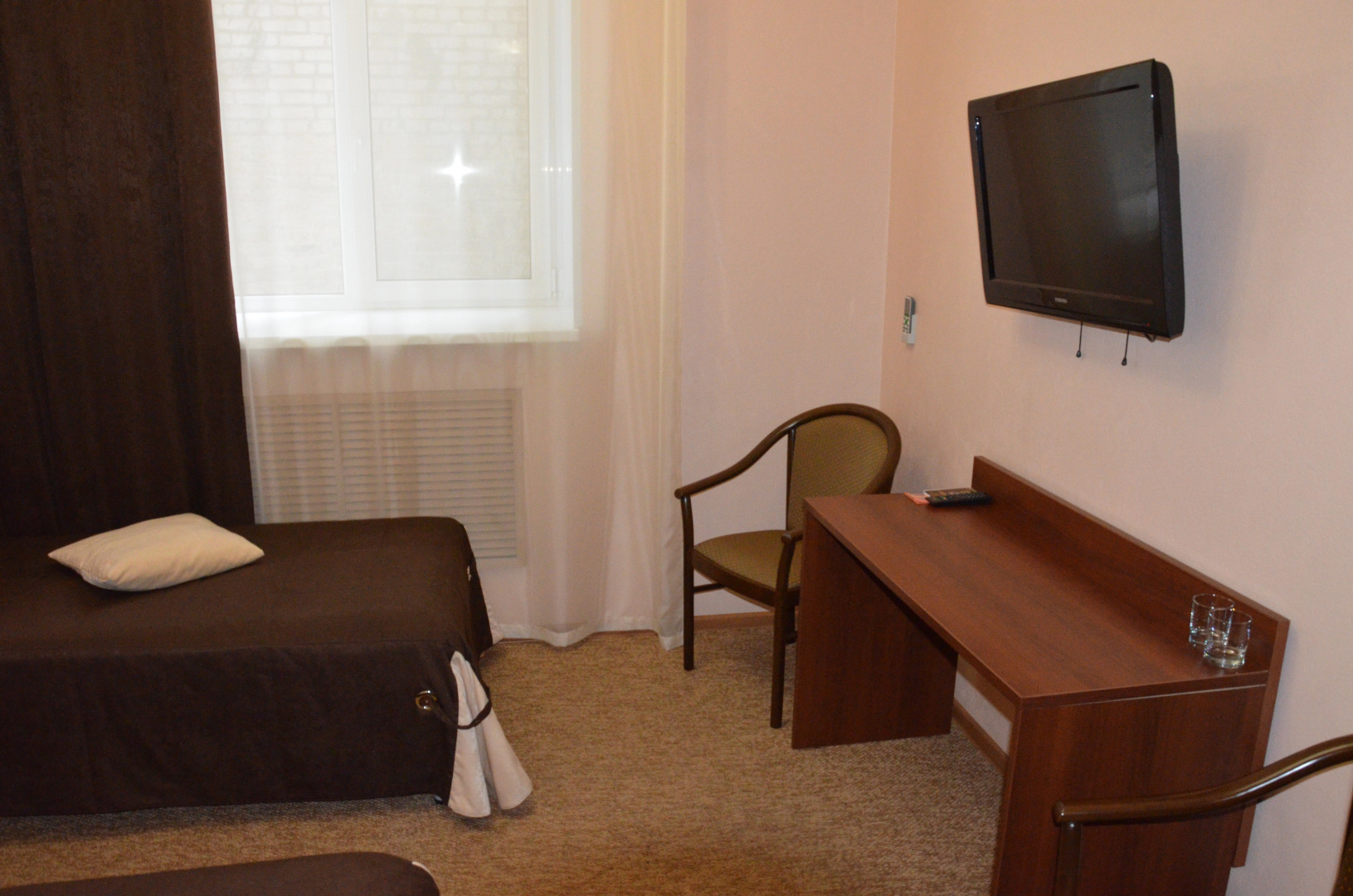 Отель Академия