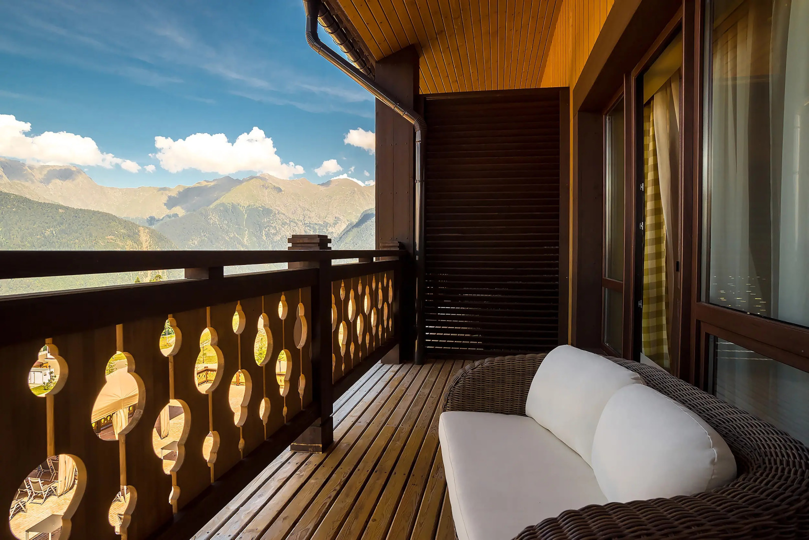 Поляна 1389 Отель и СПА