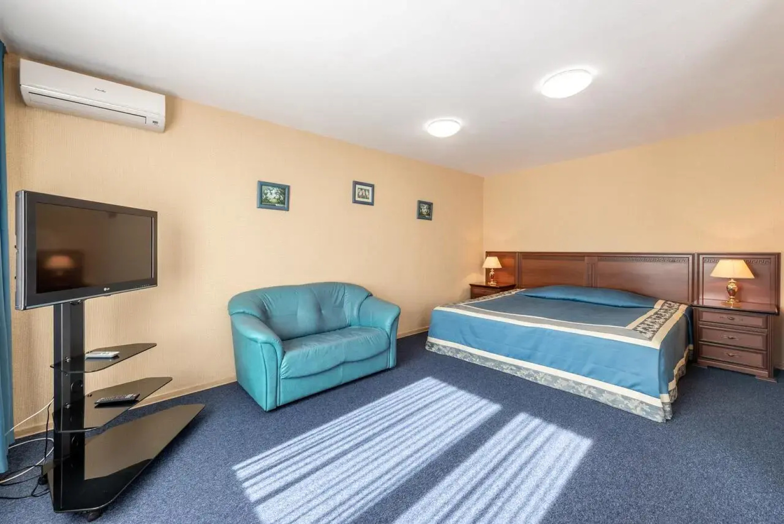 Отель Ладога