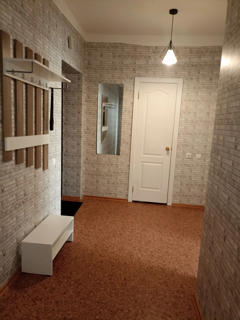 Квартира двухкомнатная на Севастопольской 105