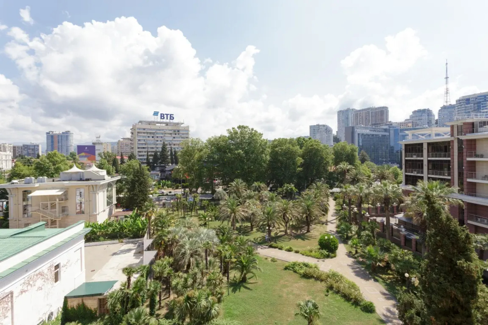 Апартаменты M Apartments Grand Versailles 1