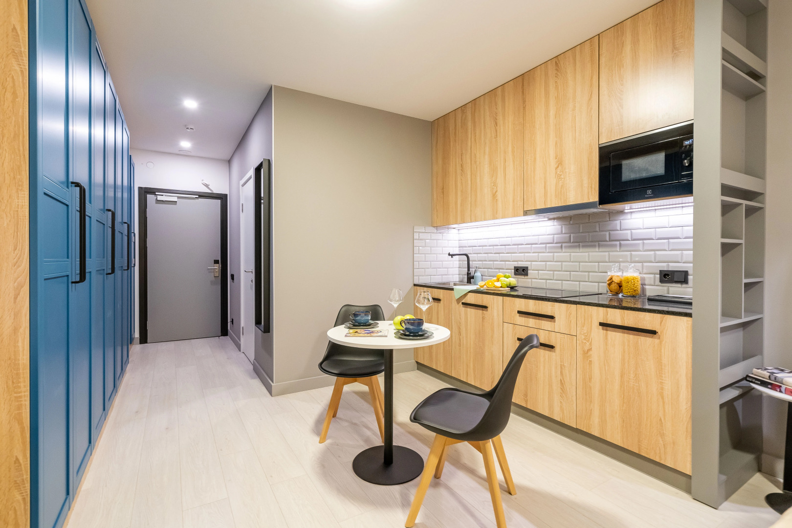 Апартаменты Sova Yard View Beige