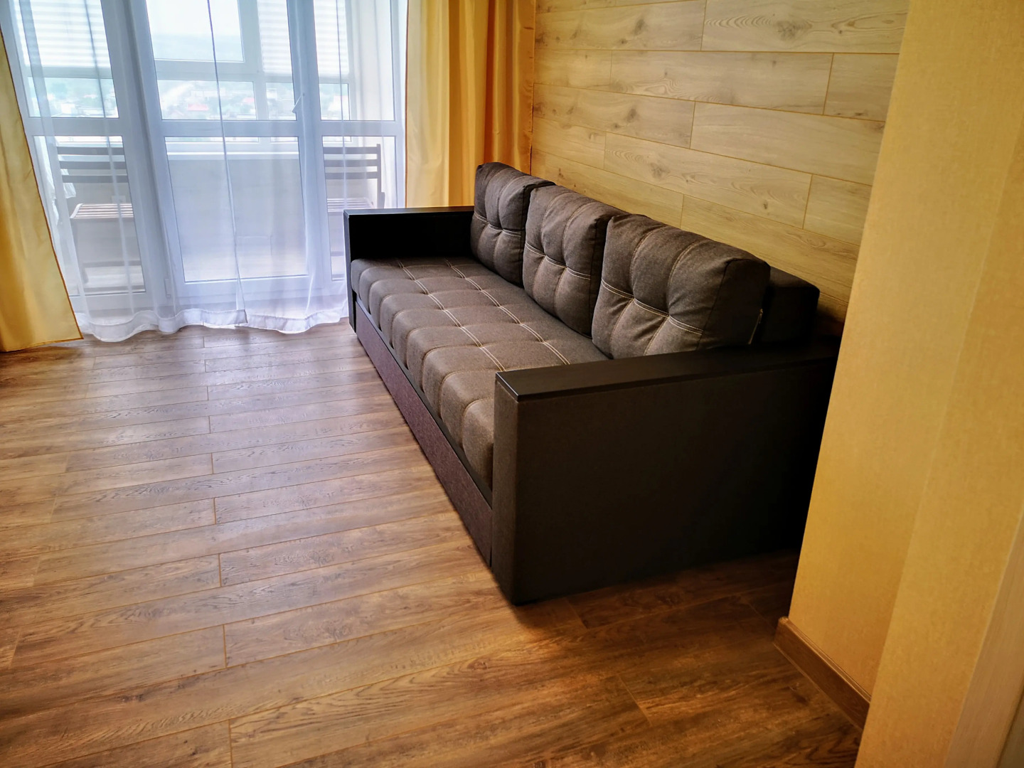 Апартаменты на Ангарской 100а