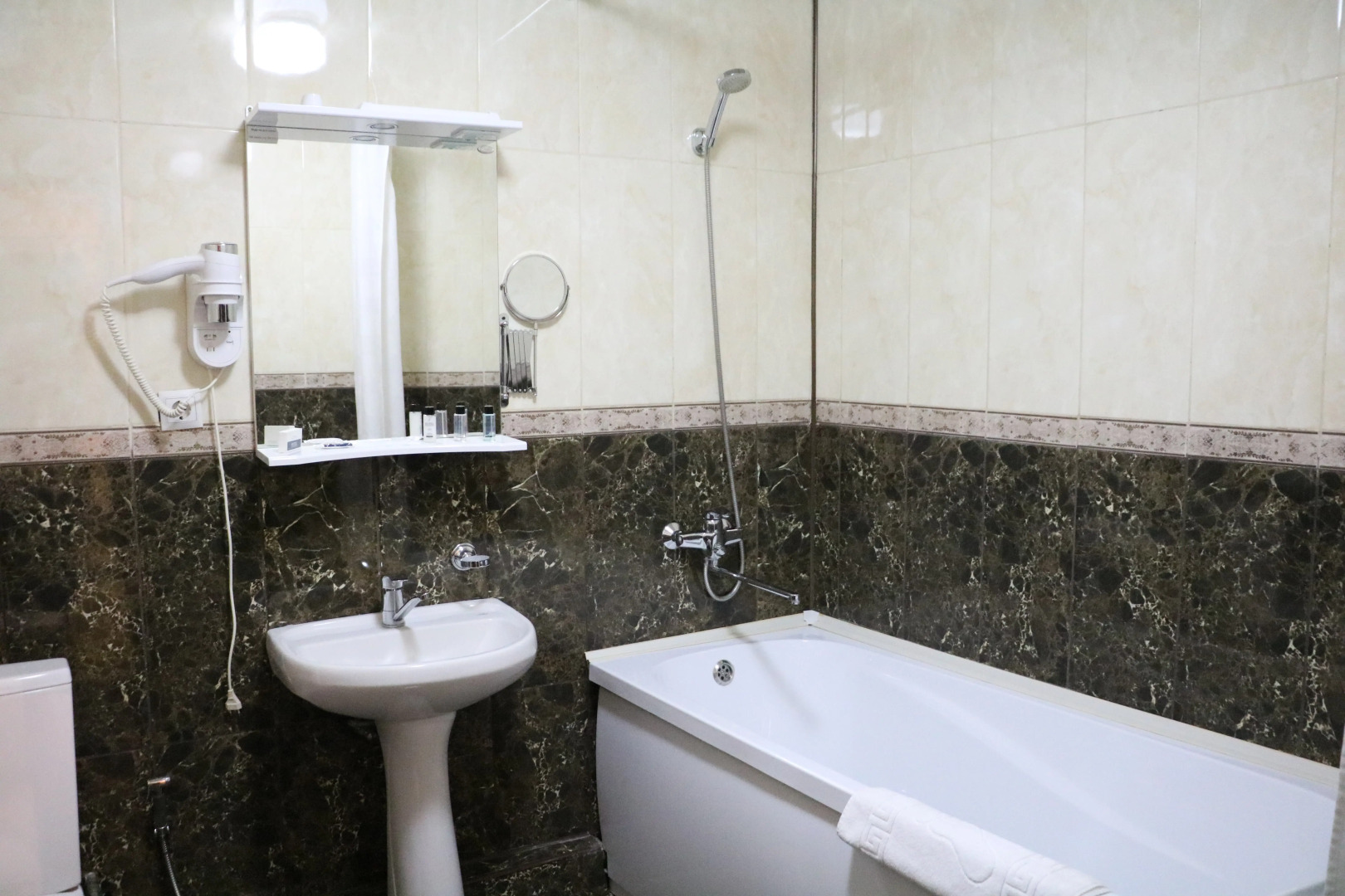 Отель Беркат