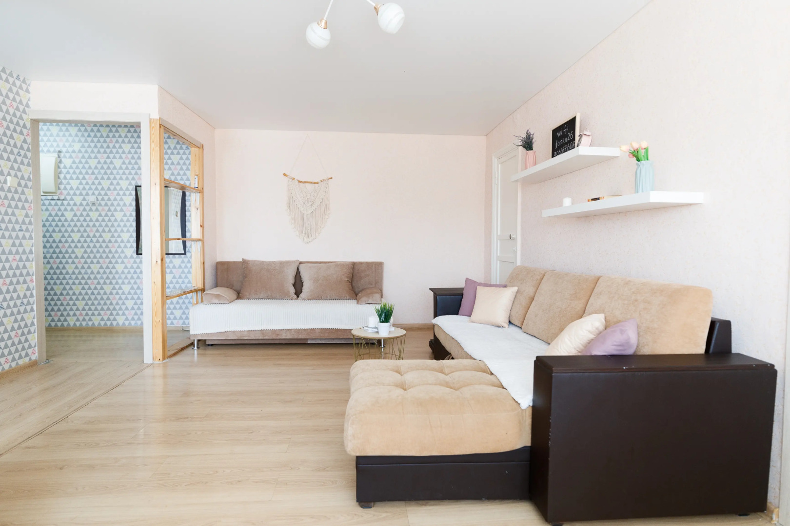 Просторная Двухкомнатная Квартира на 6 Гостей Проспект Октября 101 Театр Кукол