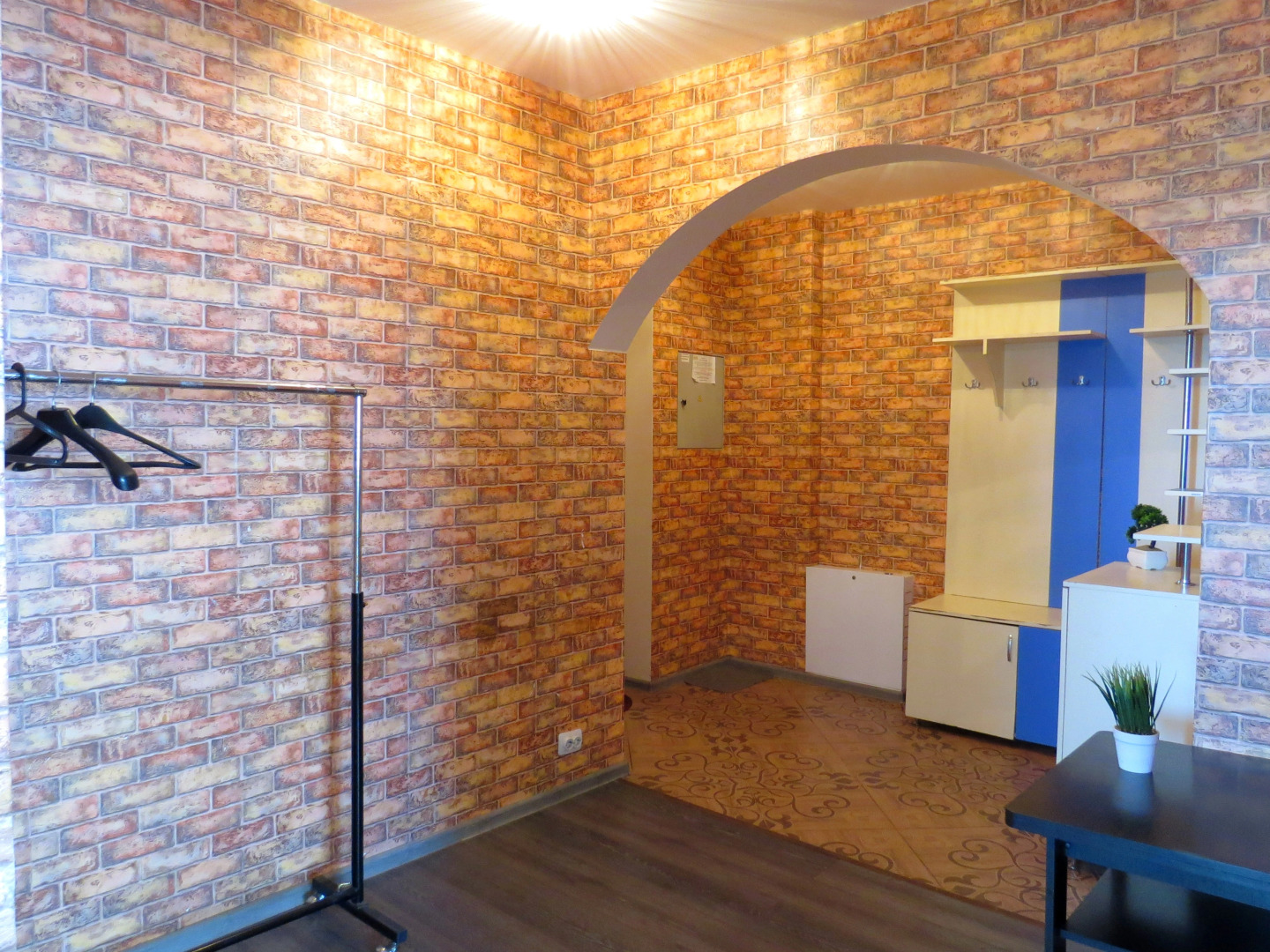 Апартаменты InnDays Металлургов 108 (2)