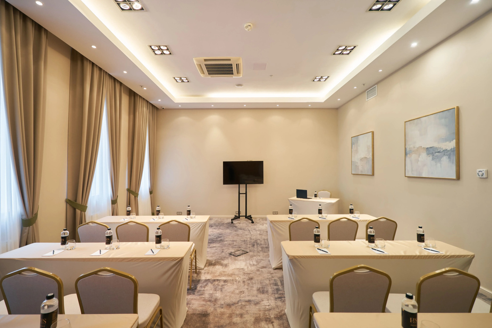 Отель River Palace