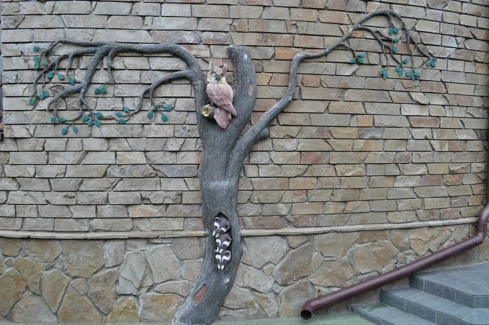 Okhotnichiy Club