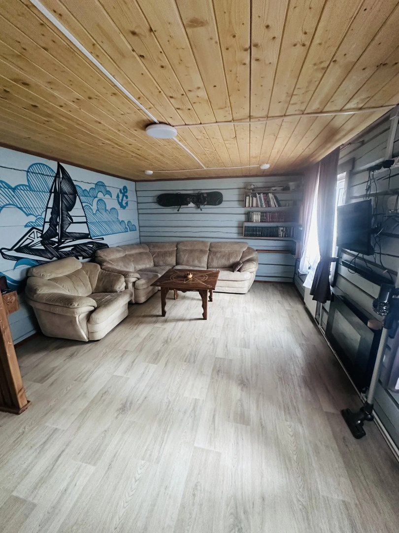 Частный дом Лешего в самом центре леса