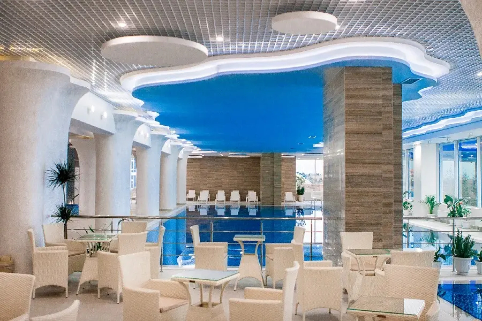 Отель Аквамарин Делюкс СПА