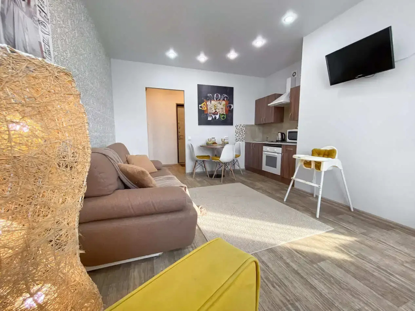 Апартаменты у ТЦ Аквамолл