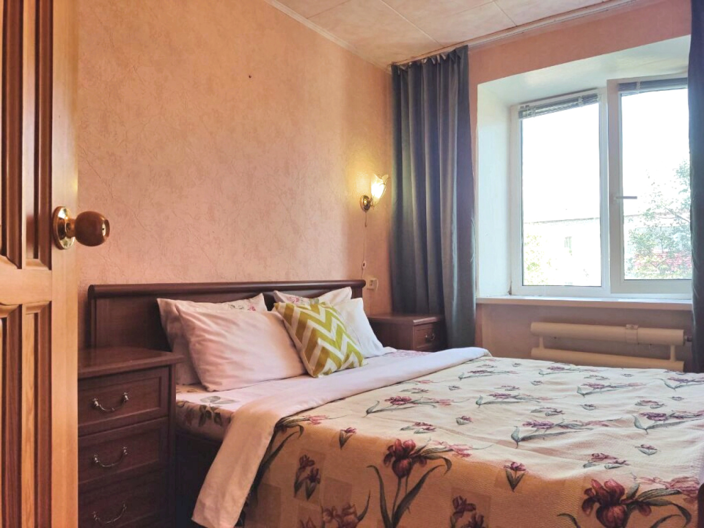 Квартира SATIN Apartments на ул. Горького 4