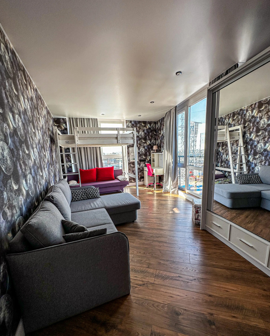 Апартаменты GEOMETRY - Просторная квартира с панорамным видом на реку в центре