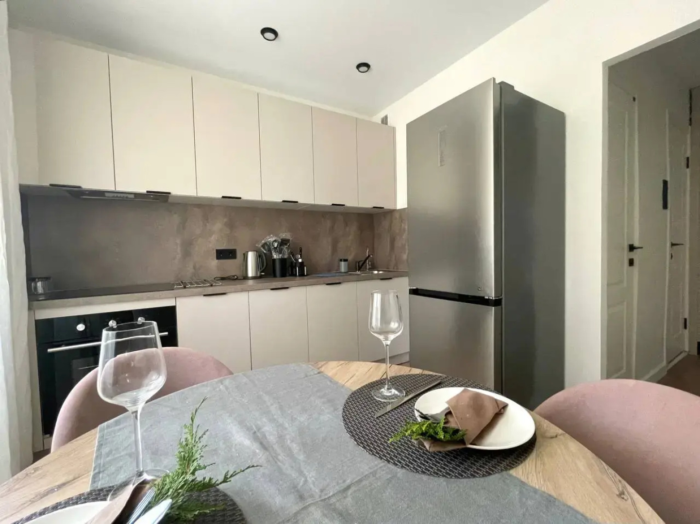 Квартира Однокомнатная у Метро Молодежная