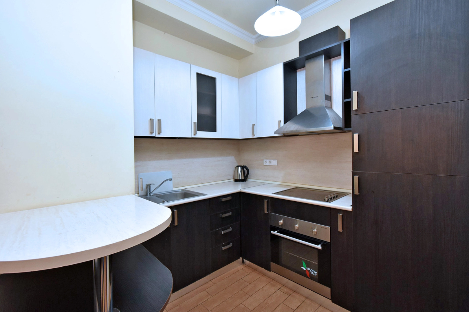 Apartments RentInnYerevan 13 Pavstos Buzand street