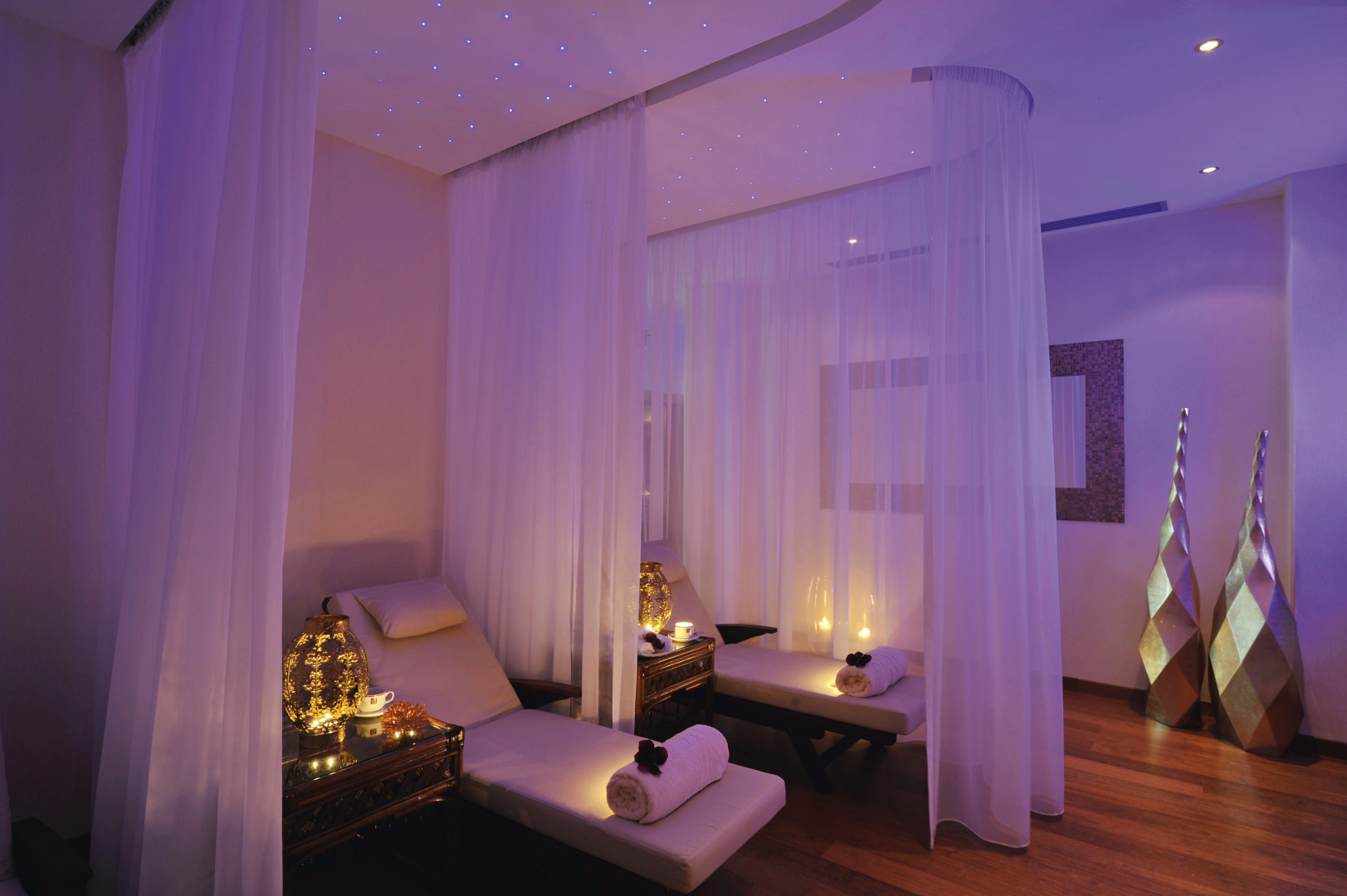 Отель Constantinou Bros Athena Royal Beach