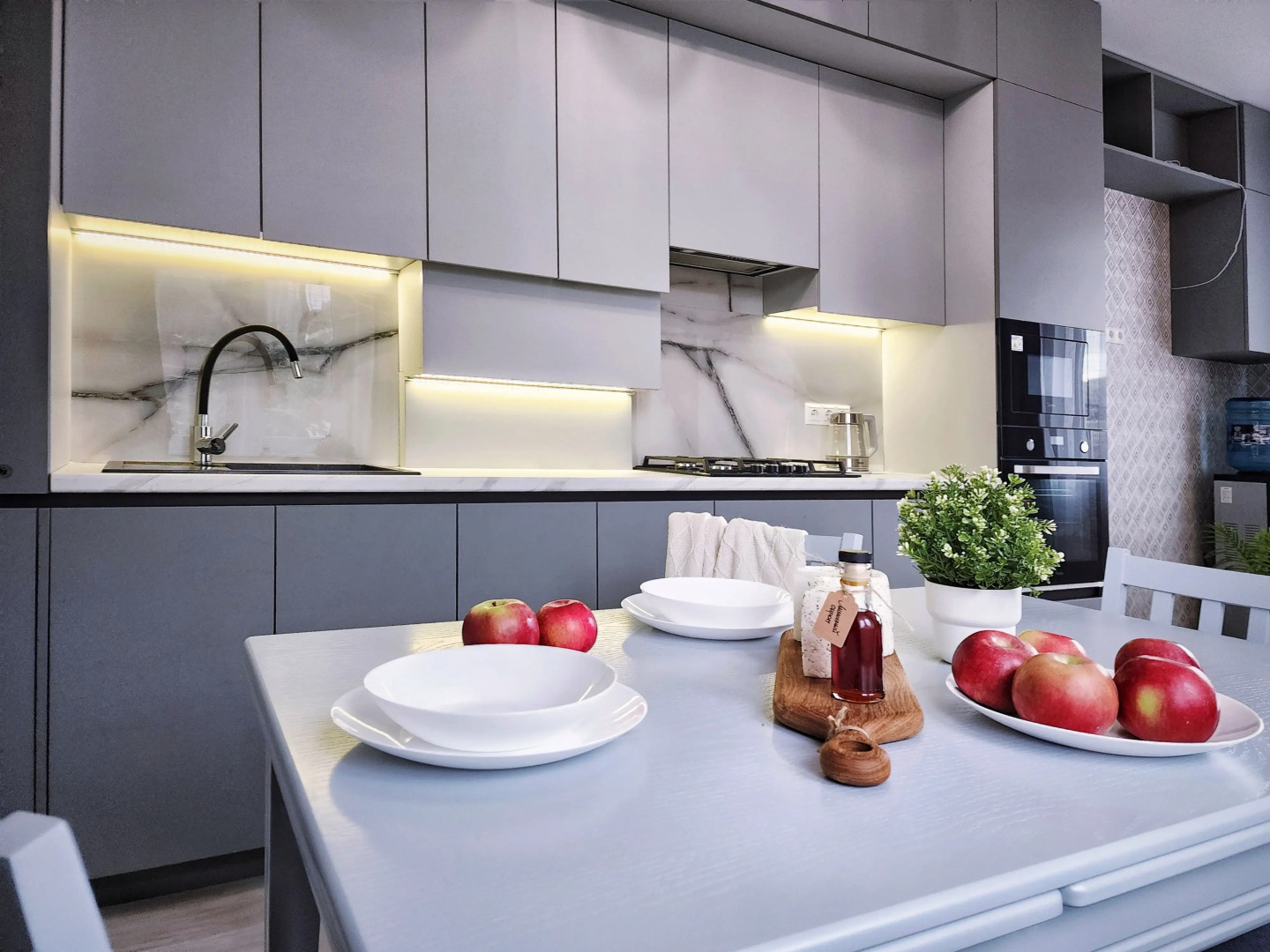 Квартира Уютная на улице Сергея Борзенко