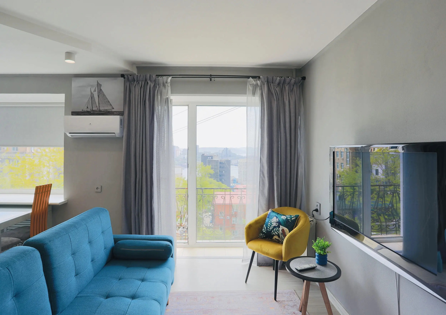 Апартаменты на Суханова 11