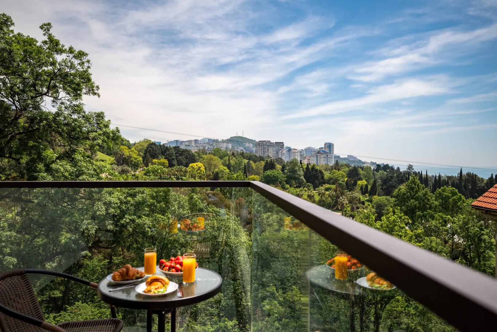 Апартаменты ЖК Метрополь у Тропического парка