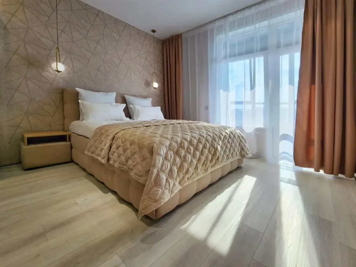 Апартаменты ВИП Номер в Метрополис 1