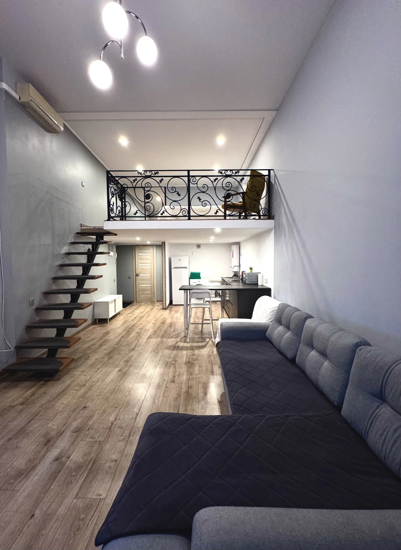 Квартира Cтудия Лофт Двухуровневая Yarapartments